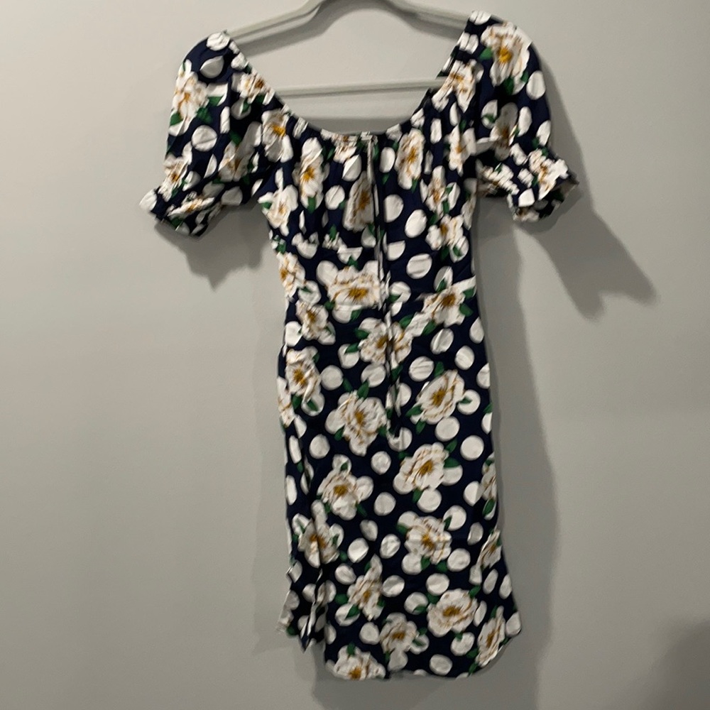 I’m a small business owner and I’m trying out poshmark for my new clothes